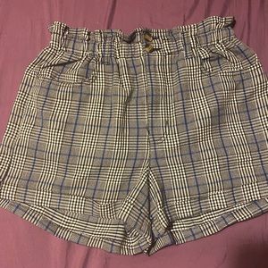 American Eagle mom shorts.